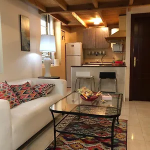 https://precioso-duplex-en-el-corazon-de-cadiz.hotelsincadiz.net